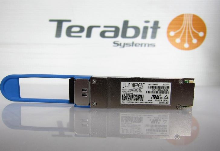 Juniper_JNP-QSFP-100G-LR4_Terabit_Systems